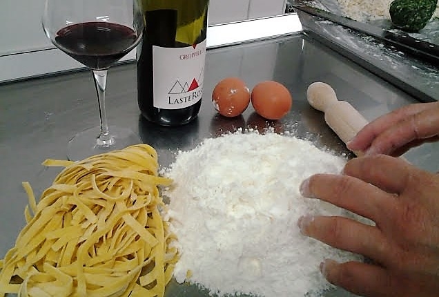 le mani in pasta