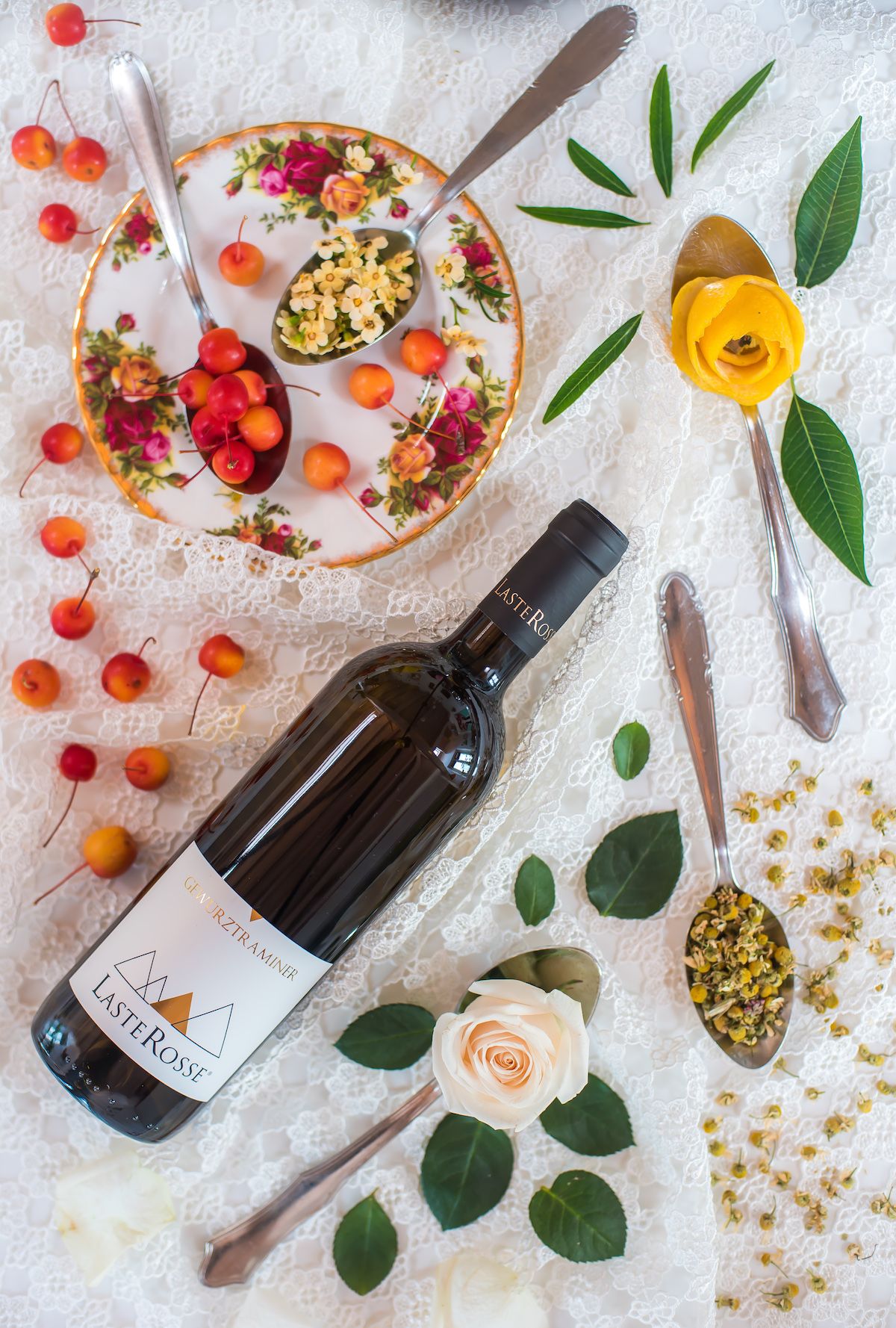 bottiglia-GEWURZTRAMINER-cantina lasterosse bottiglia-GEWURZTRAMINER-cantina lasterosse